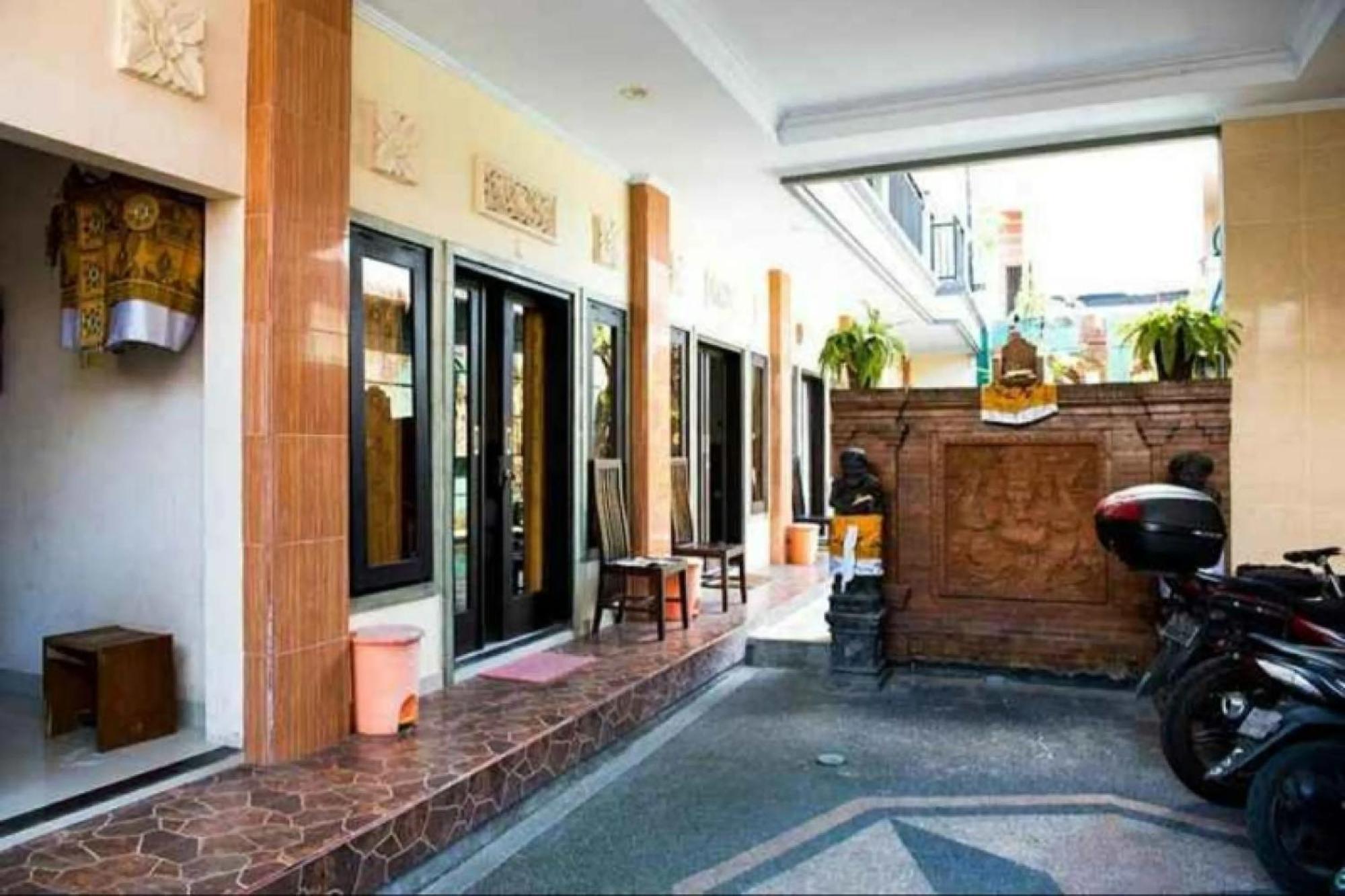 Hotel Antara Sunset Road Legian Exteriér fotografie